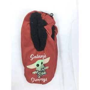 New Mushies Mandalorian Star Wars Men’s Holiday Slipper Socks One Size Red